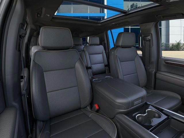 2026 Chevrolet Suburban Premier - Photo 18