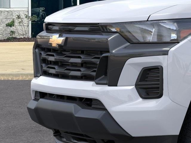 2026 Chevrolet Colorado LT - Photo 15