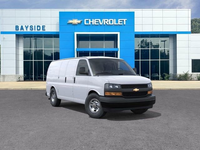 2026 Chevrolet Express 2500 Work Van HD's photo