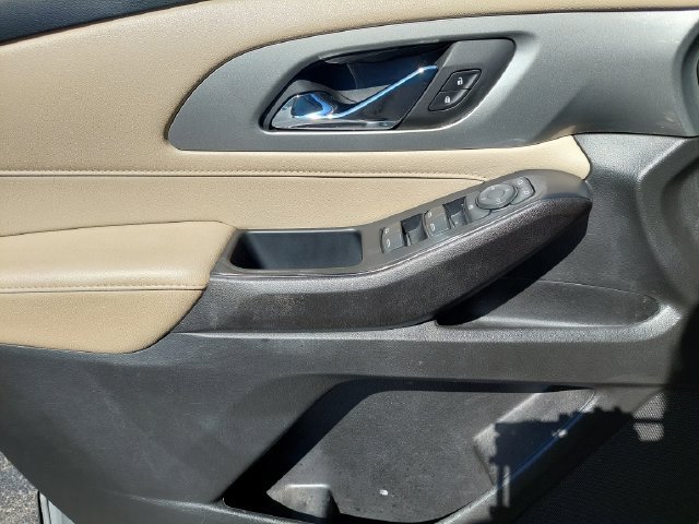 2023 Chevrolet Traverse LS - Photo 33