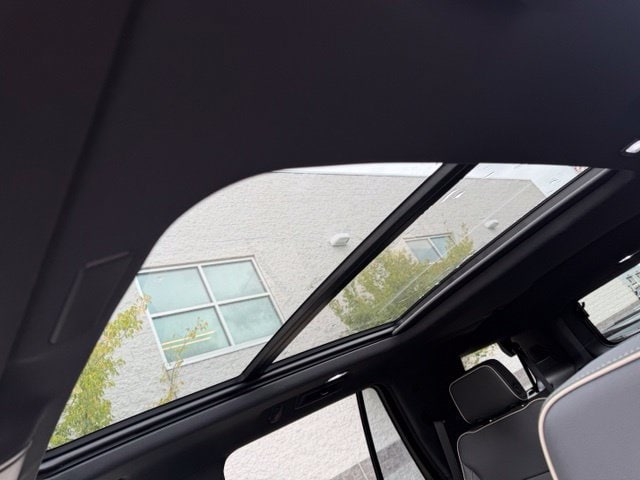2026 Chevrolet Tahoe Premier - Photo 27