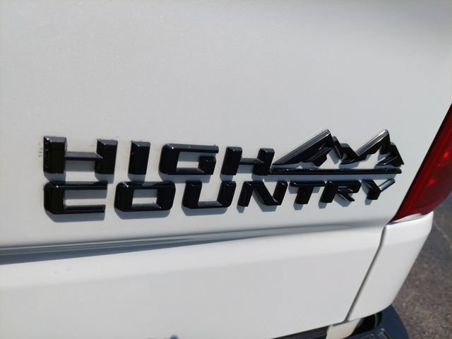 2023 Chevrolet Traverse LS - Photo 39