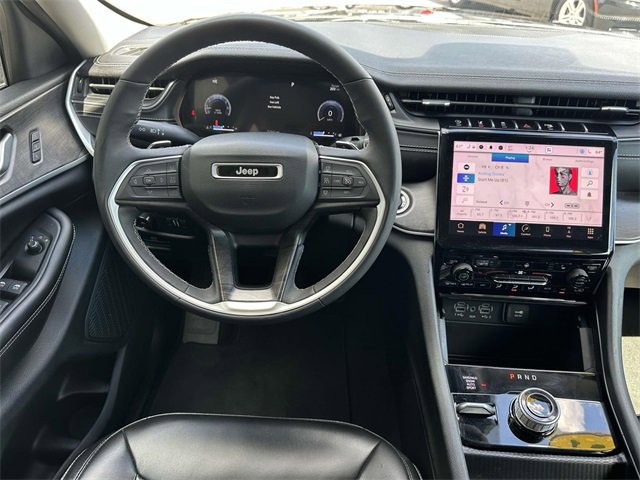 2024 Jeep Grand Cherokee Limited photo 3