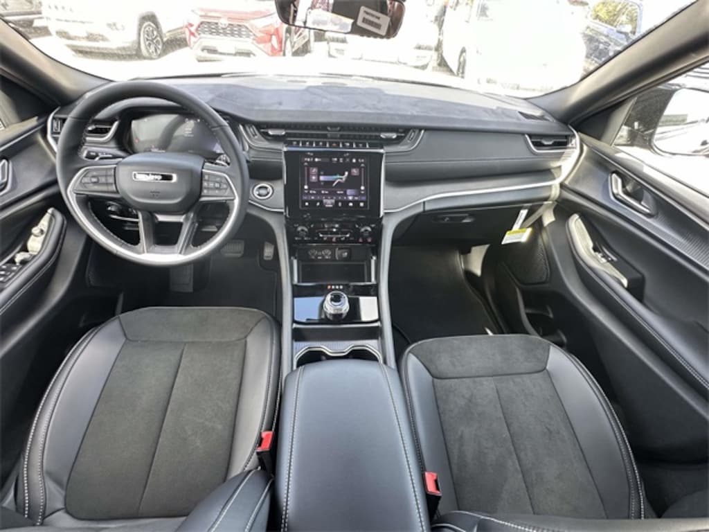 New 2025 Jeep Grand Cherokee ALTITUDE X 4X4 Sport Utility