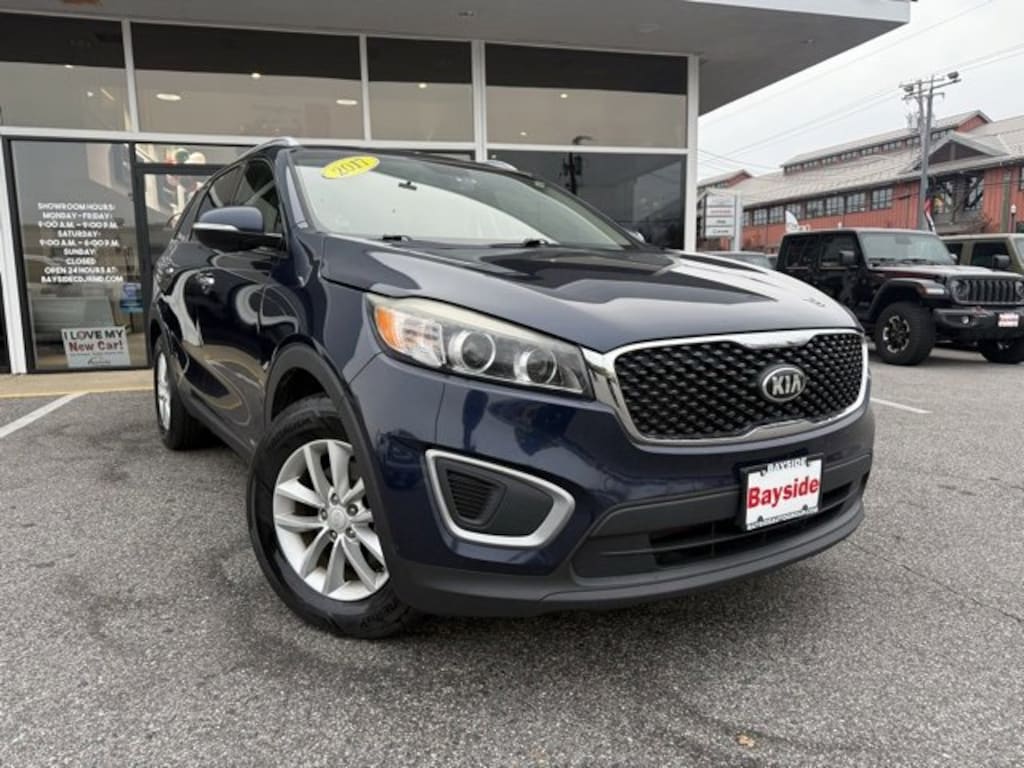 Used 2017 Kia Sorento 3.3L LX SUV