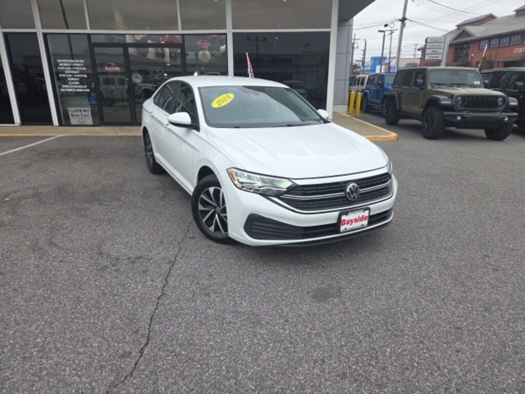 Used 2024 Volkswagen Jetta 1.5T S Sedan