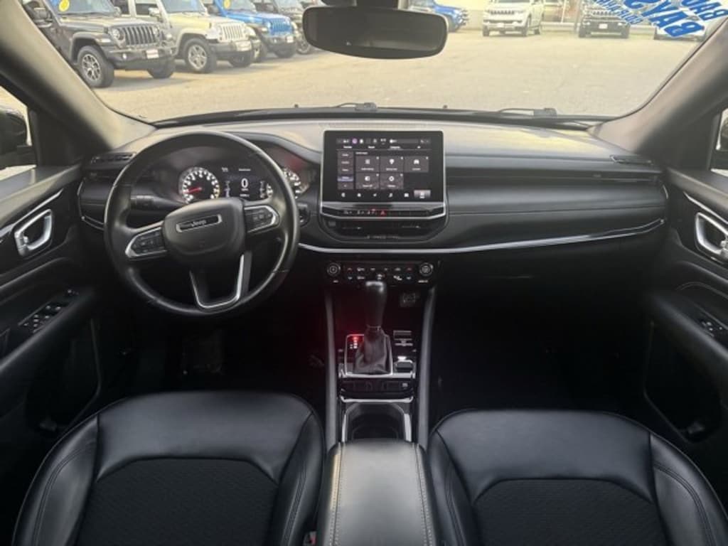 Used 2022 Jeep Compass Latitude SUV