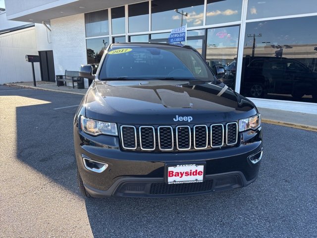 2017 Jeep Grand Cherokee Laredo photo 3