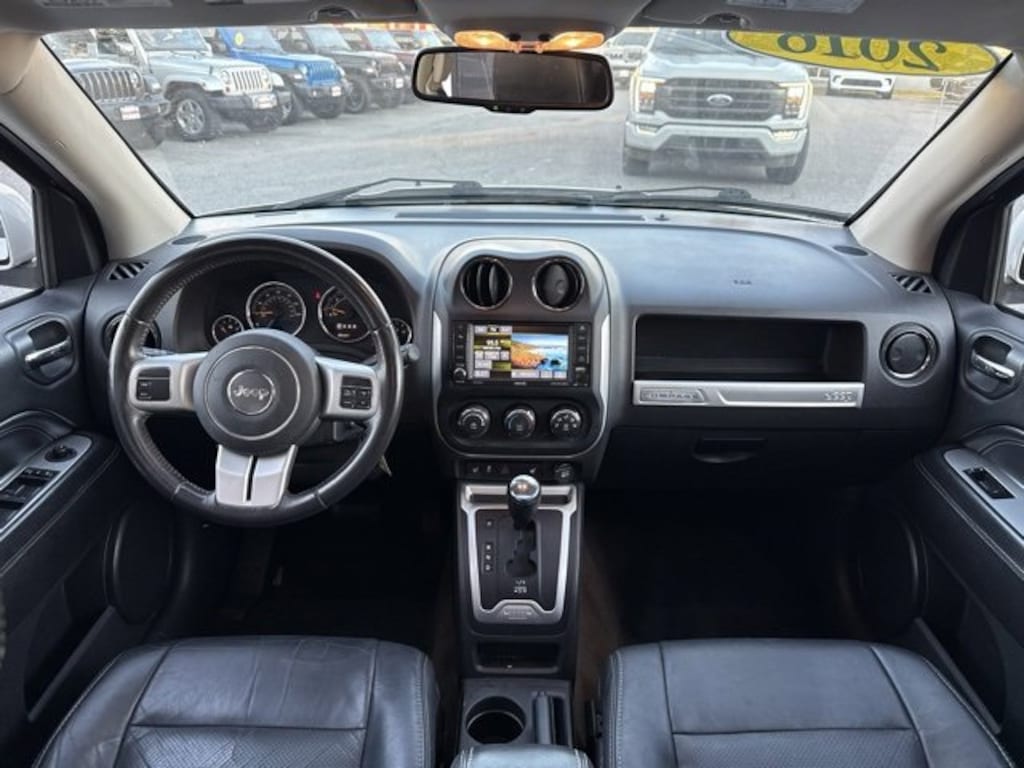 Used 2016 Jeep Compass Latitude FWD SUV