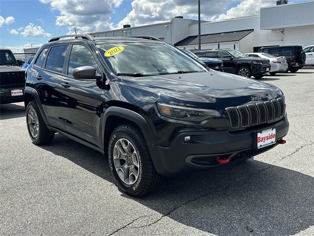 2021 Jeep Cherokee Trailhawk photo 2