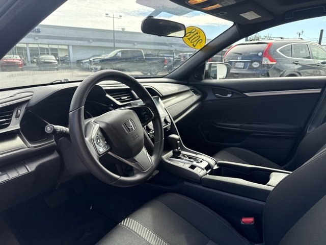 2018 Honda Civic EX Hatchback photo 3