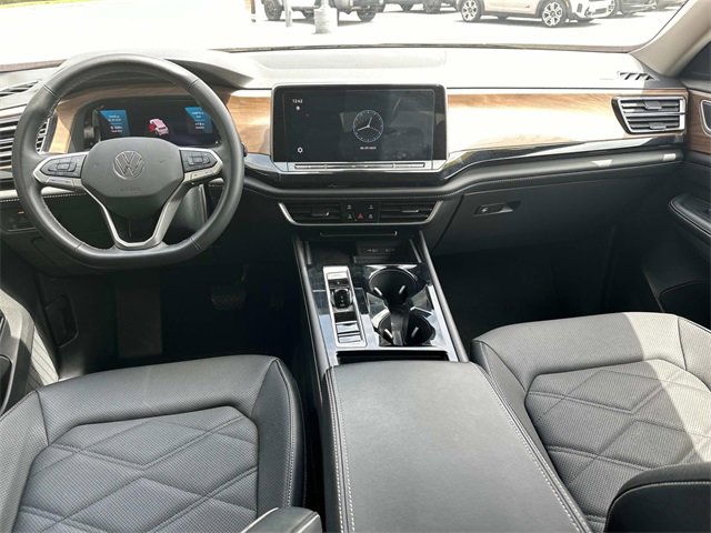 Used 2024 Volkswagen Atlas SE w/Tech with VIN 1V2HR2CA8RC528601 for sale in Annapolis, MD