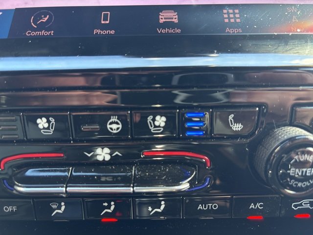 2025 Jeep Grand Cherokee Limited photo 19