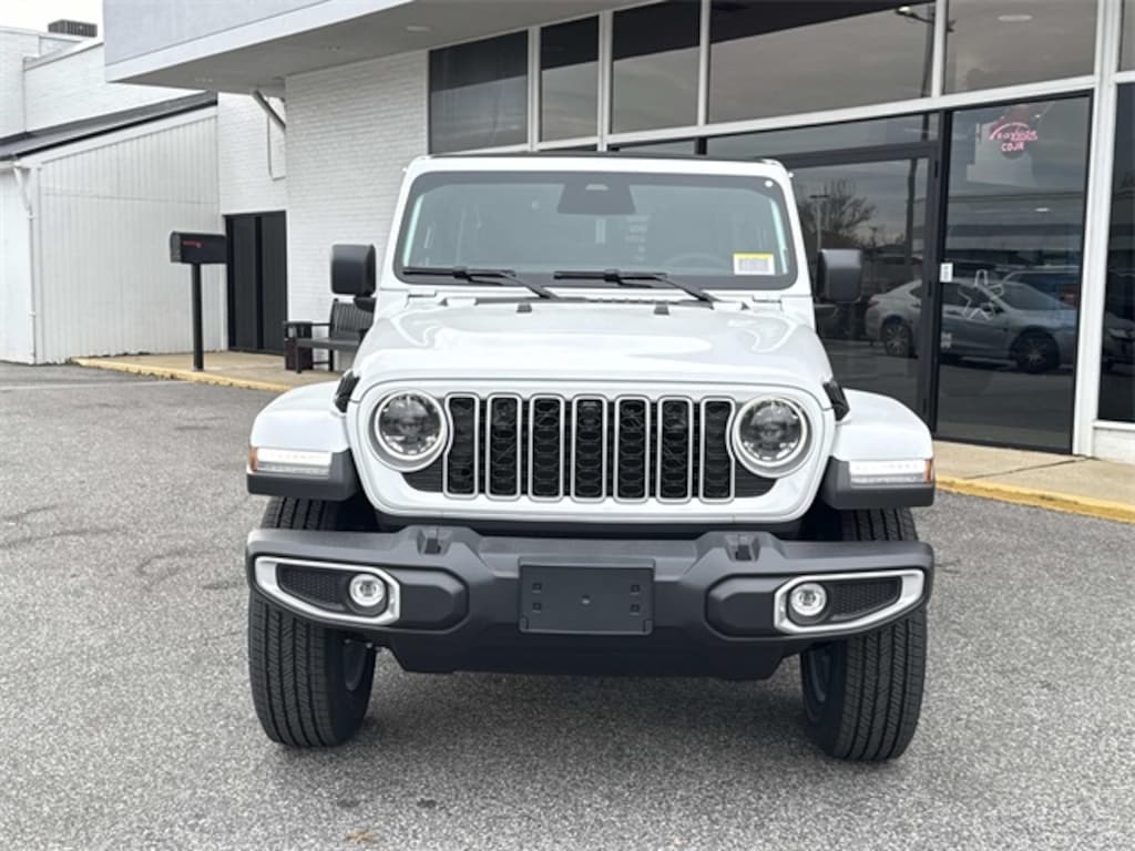 New 2026 Jeep Wrangler 4-DOOR SAHARA Sport Utility