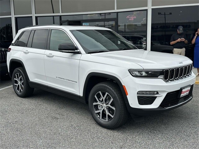 2025 Jeep Grand Cherokee Limited photo 2