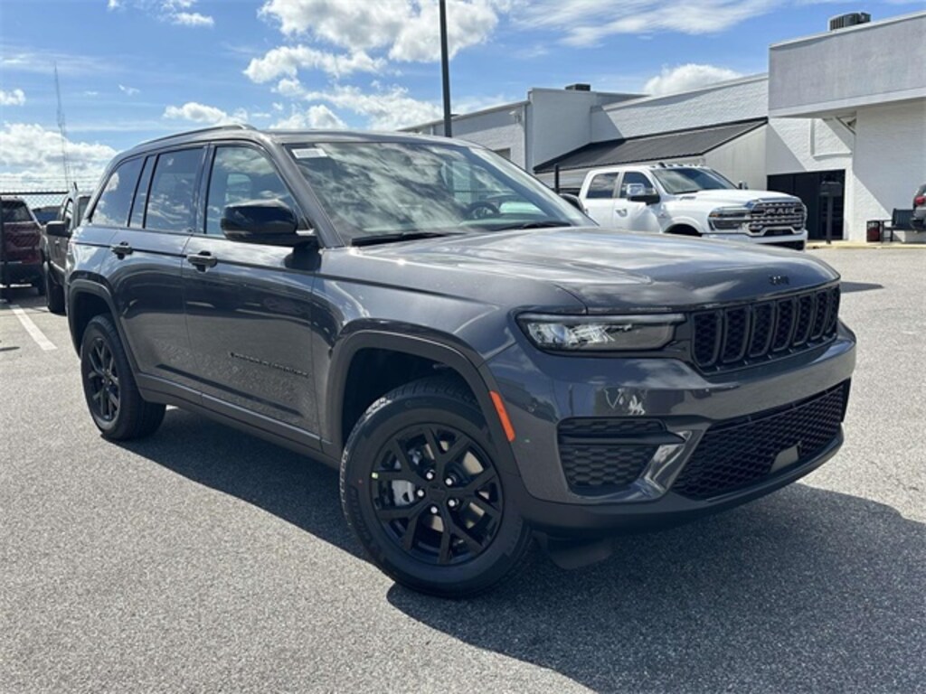 New 2025 Jeep Grand Cherokee ALTITUDE X 4X4 Sport Utility