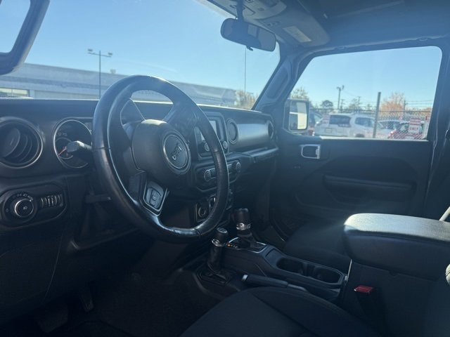 2020 Jeep Wrangler Unlimited Sport photo 3