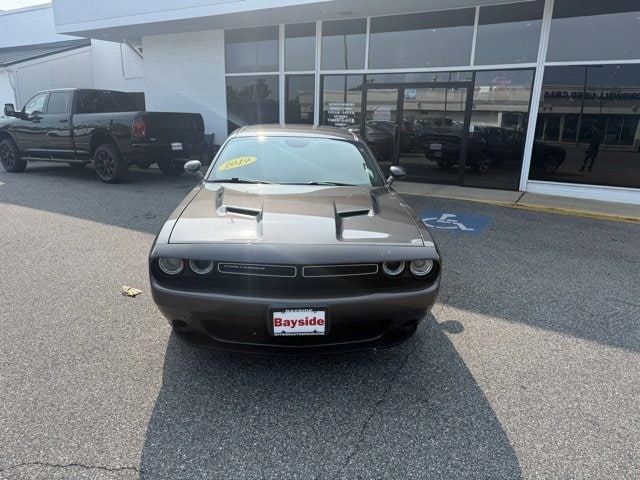 2019 Dodge Challenger SXT photo 4