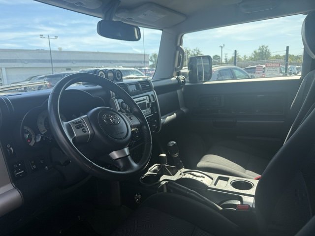 2013 Toyota FJ Cruiser Base photo 3