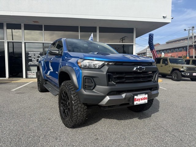 2023 Chevrolet Colorado Trail Boss photo 2