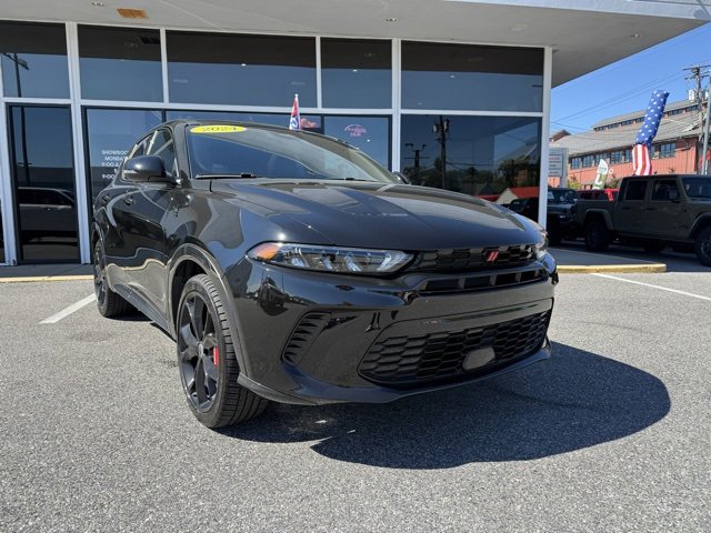 2024 Dodge Hornet R/T Plus photo 2