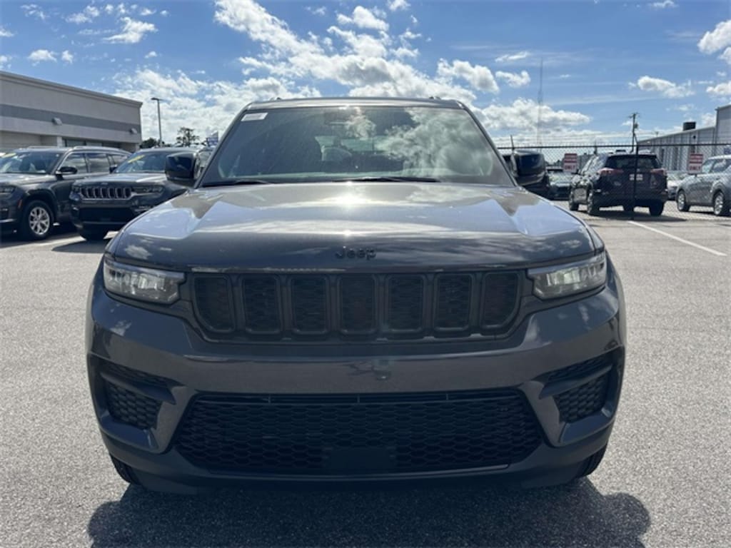 New 2025 Jeep Grand Cherokee ALTITUDE X 4X4 Sport Utility