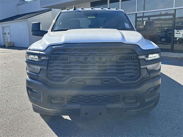 2025 Ram 2500 Tradesman photo 3