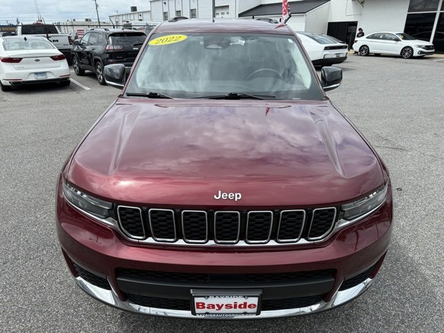 2022 Jeep Grand Cherokee Limited photo 2
