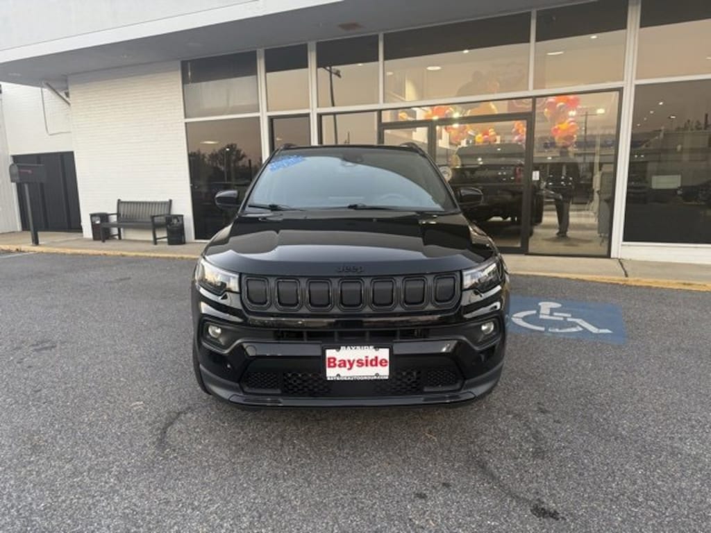 Used 2022 Jeep Compass Latitude SUV