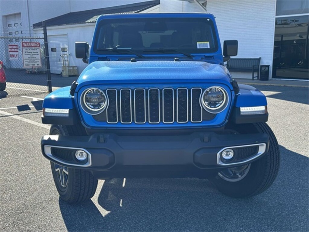 New 2026 Jeep Wrangler 4-DOOR SAHARA Sport Utility