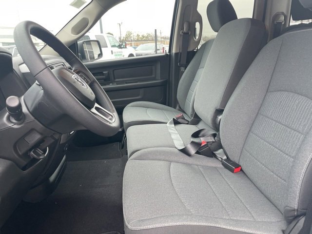 2024 Ram 1500 Classic Tradesman photo 4