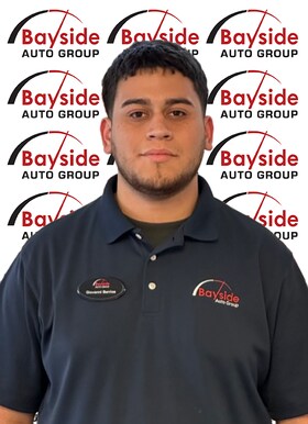 Staff member Giovanni Berrios from ID_3a735fb47dc3