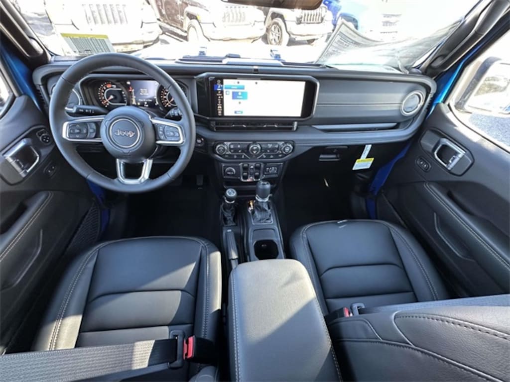 New 2026 Jeep Wrangler 4-DOOR SAHARA Sport Utility