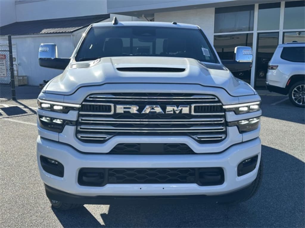 New 2026 Ram 2500 LARAMIE CREW CAB 4X4 6'4 BOX Pickup