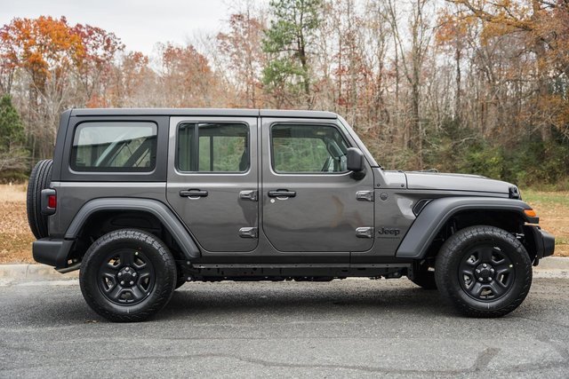 2026 Jeep Wrangler Sport photo 4
