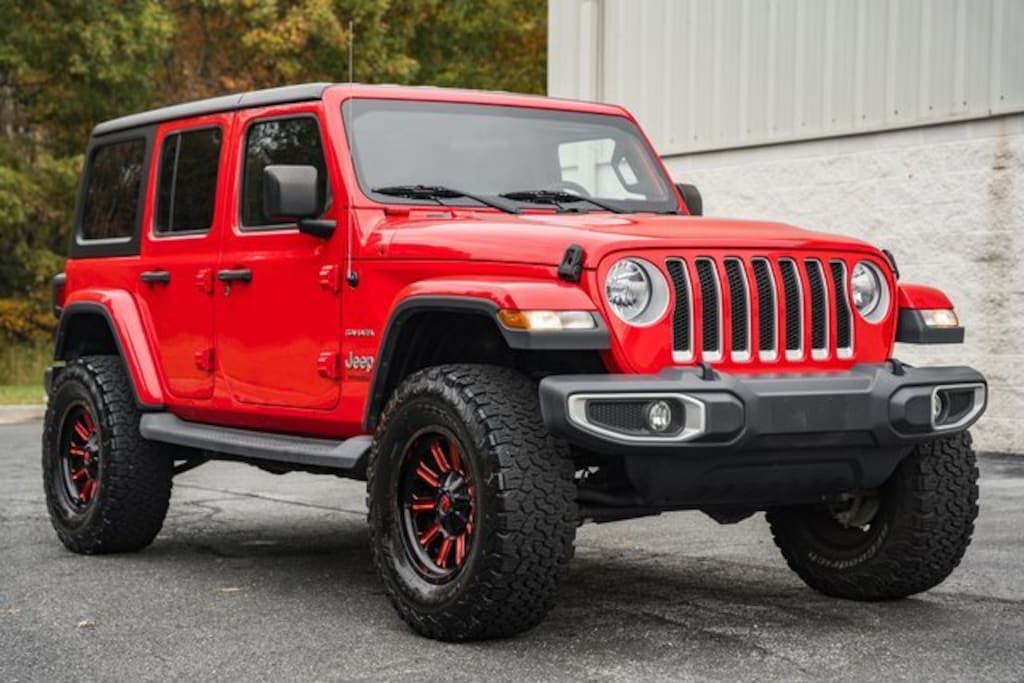 Used 2019 Jeep Wrangler Unlimited Sahara 4x4 SUV
