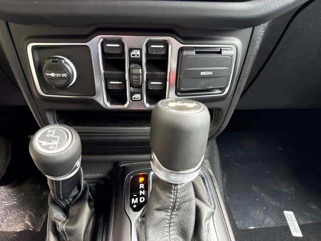 2026 Jeep Wrangler 4-Door Sahara - Photo 41