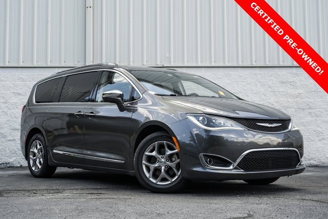 Certified 2019 Chrysler Pacifica Limited with VIN 2C4RC1GG3KR655415 for sale in King George, VA