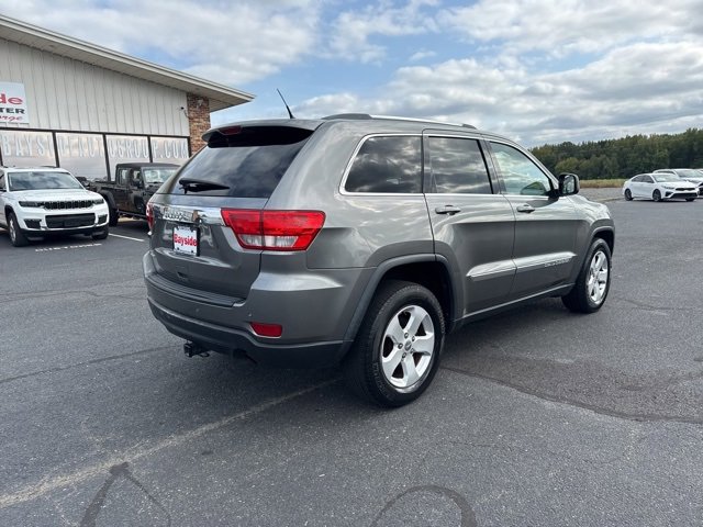 2012 Jeep Grand Cherokee Laredo photo 3