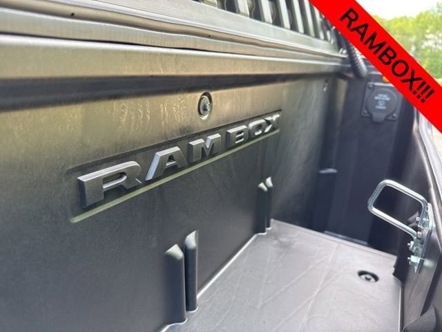 2026 RAM 1500 Laramie - Photo 18