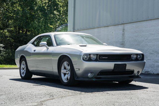 Used 2012 Dodge Challenger SXT with VIN 2C3CDYAGXCH235697 for sale in King George, VA