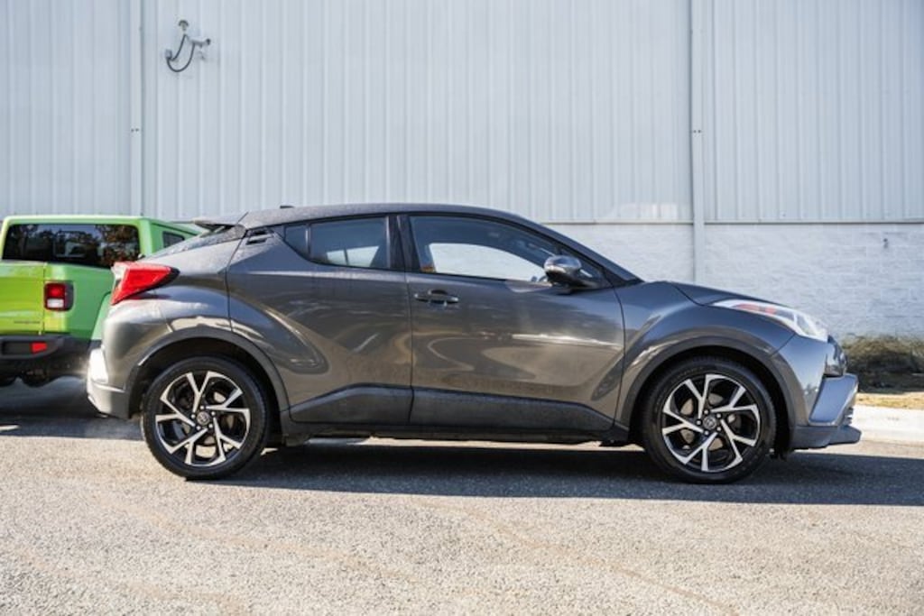 Used 2018 Toyota C-HR XLE SUV