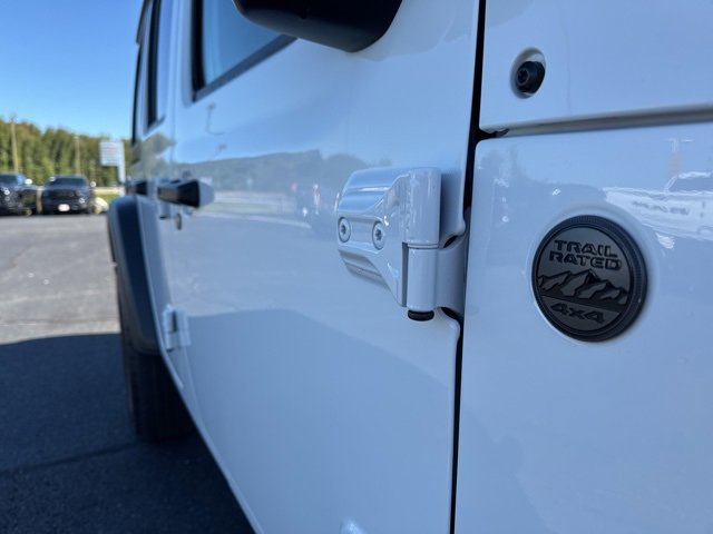 2024 Jeep Wrangler Sport S photo 2