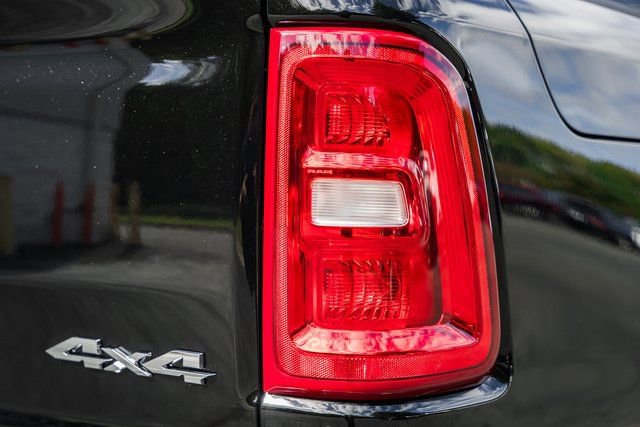 2026 RAM 1500 Laramie - Photo 18