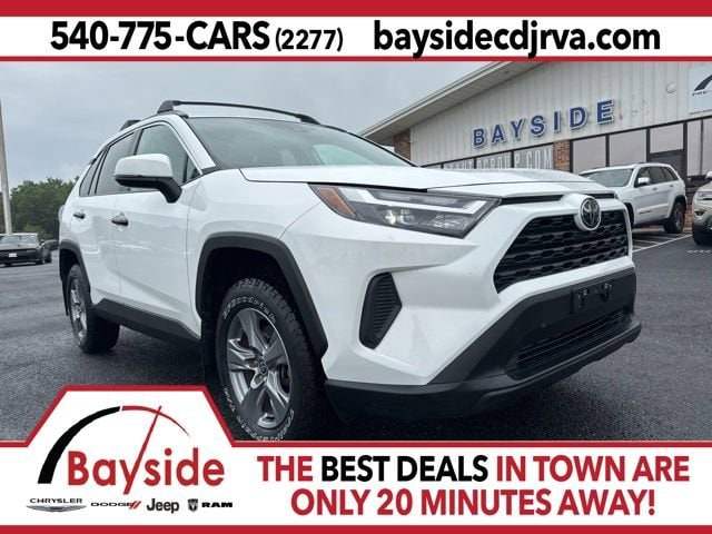 2022 Toyota RAV4 XLE AWD's photo