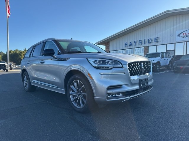 2020 Lincoln Aviator Grand Touring photo 2
