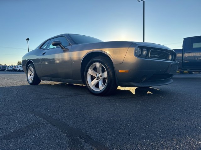 2011 Dodge Challenger photo 2