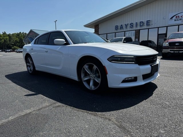 Used 2015 Dodge Charger SXT with VIN 2C3CDXHG6FH722240 for sale in Prince Frederick, MD