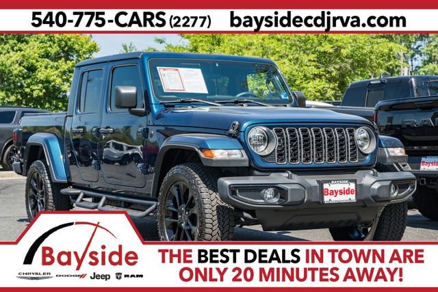 2025 Jeep Gladiator Nighthawk Auto's photo