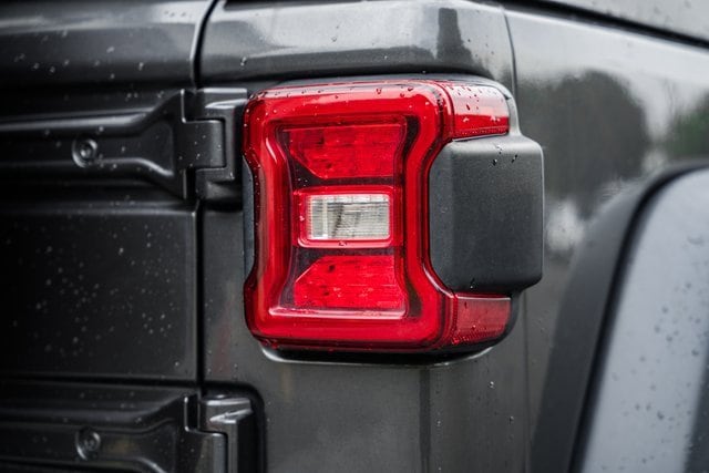 2018 Jeep Wrangler Unlimited Sport S photo 7
